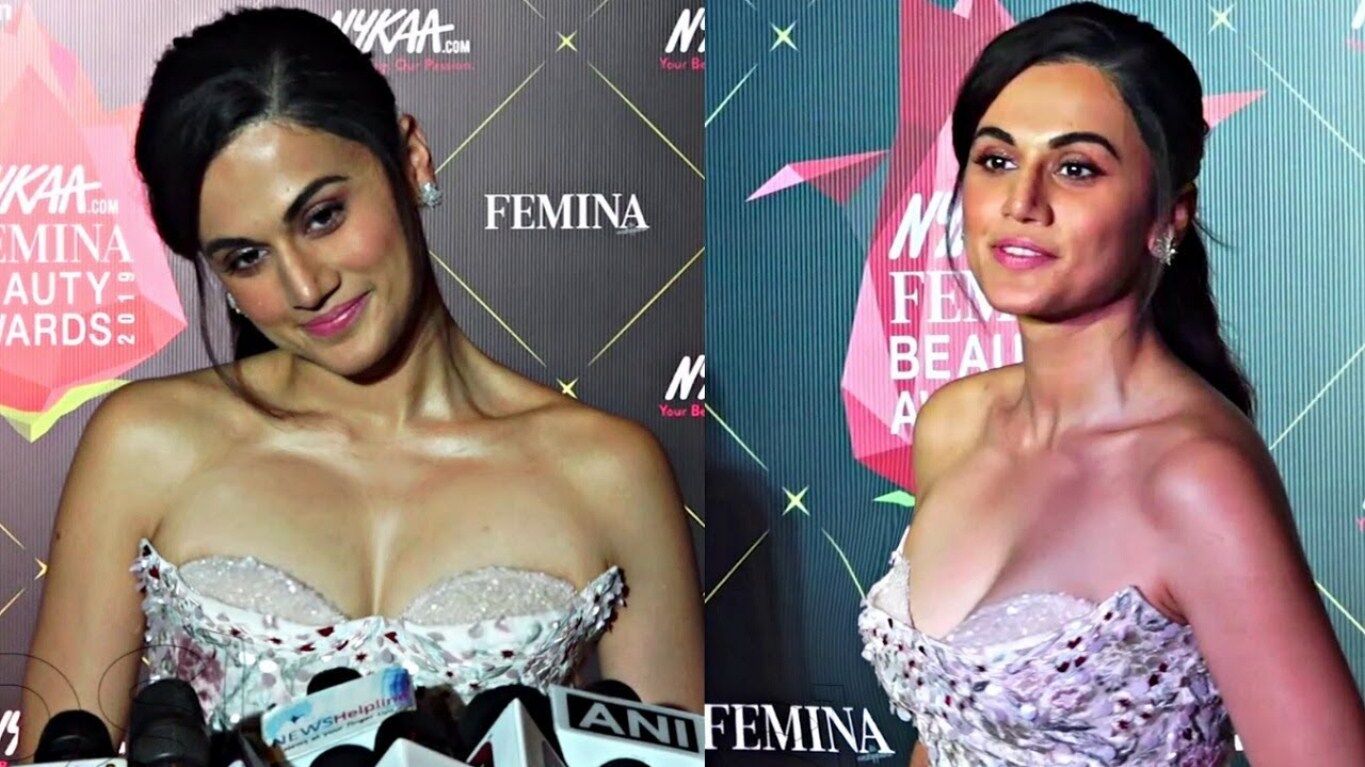 Taapsee Pannu Sexy Video: à¤¤à¤¾à¤ªà¤¸à¥€ à¤ªà¤¨à¥à¤¨à¥‚ à¤•à¥‡ à¤¹à¥‰à¤Ÿ à¤«à¤¿à¤—à¤° à¤¨à¥‡ à¤—à¤¿à¤°à¤¾à¤ˆ à¤¬à¤¿à¤œà¤²à¥€, à¤«à¥ˆà¤‚à¤¸ à¤¹à¥à¤  à¤˜à¤¾à¤¯à¤²