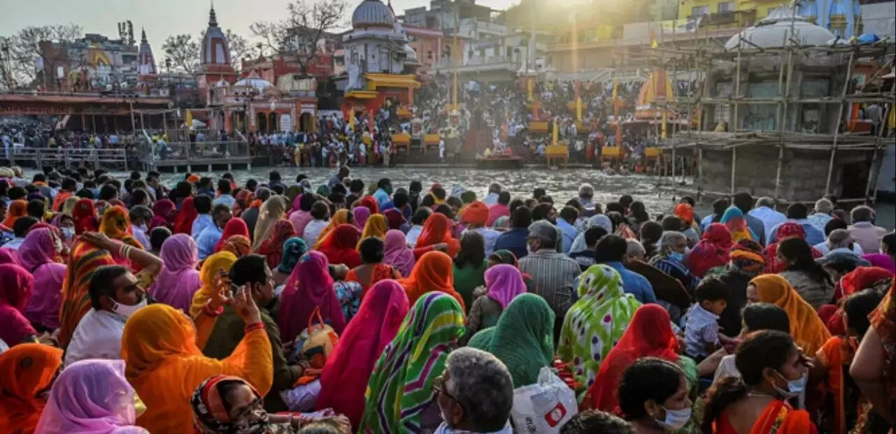 कोरोनाः स्वास्थ्य मंत्रालय ने जताई चिंता, कहा- सुपर स्प्रेडर के तौर पर उभर रहा महाकुंभ, अगले चार हफ्ते अहम