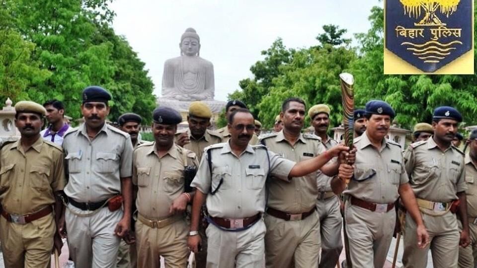 खुशखबरी: बिहार पुलिस में सिपाही पद के लिए निकली 9900 वैकेंसी, जानिए कैसे अॉनलाइन करें अप्लाई